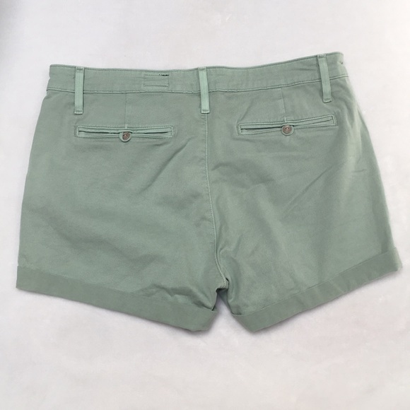 AG Adriano Goldschmied The Tristan Short Size 28R Tailored Style Light Green EUC - Picture 2 of 11